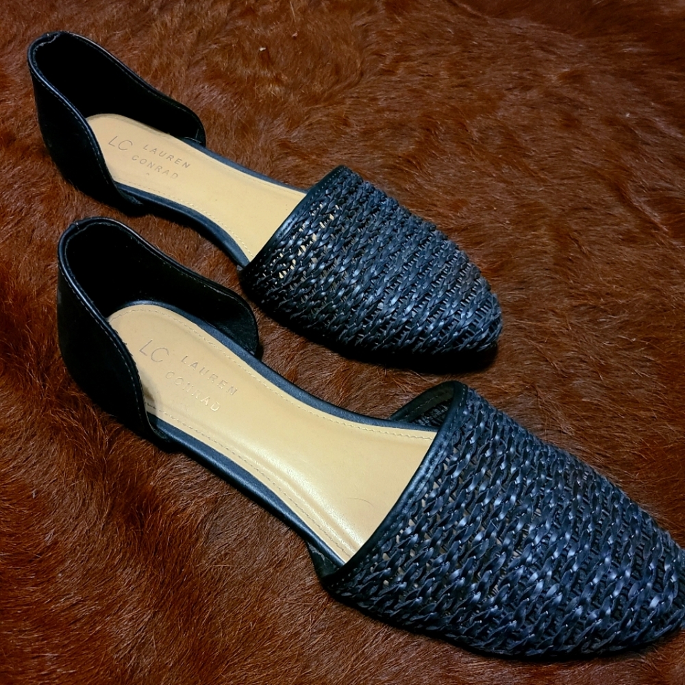 Lauren Conrad Black Flats - Picture 1 of 3